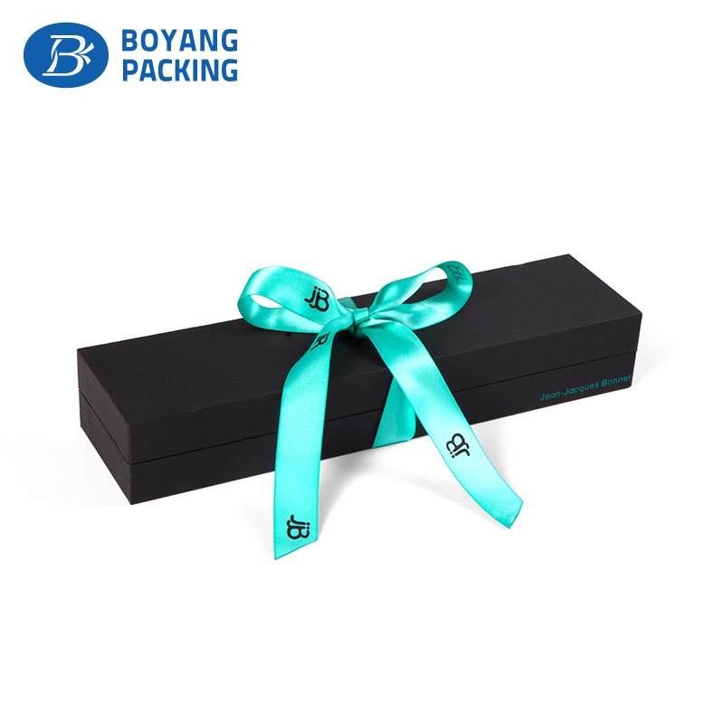 Fine workmanship plastic necklace box