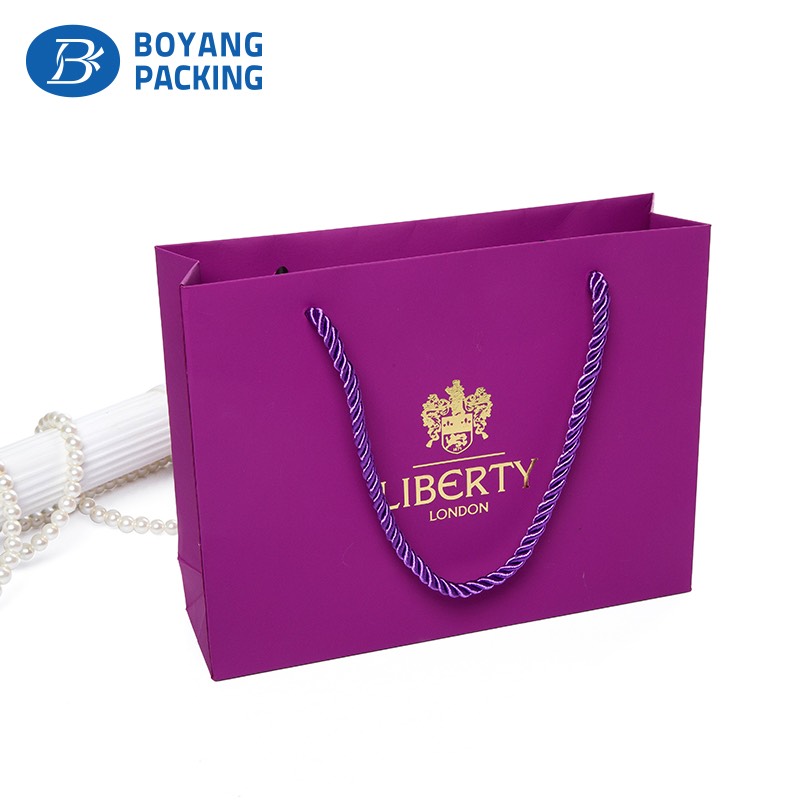 Custom beautiful and luxurious cardboard jewelry box manufacturers
