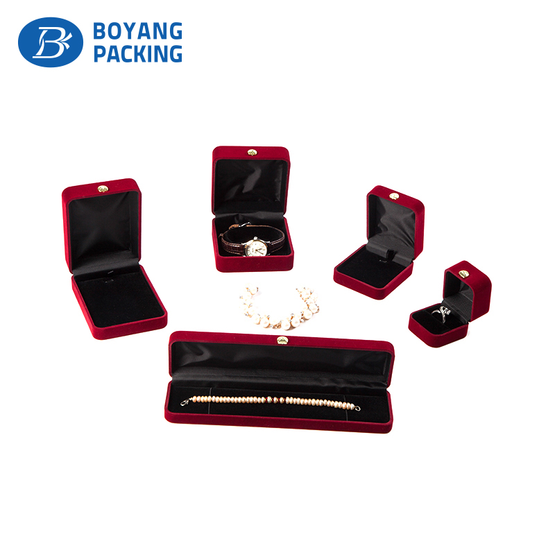 Custom small velvet jewelry box, packaging box factory