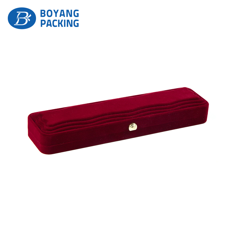 Custom small velvet jewelry box, packaging box factory