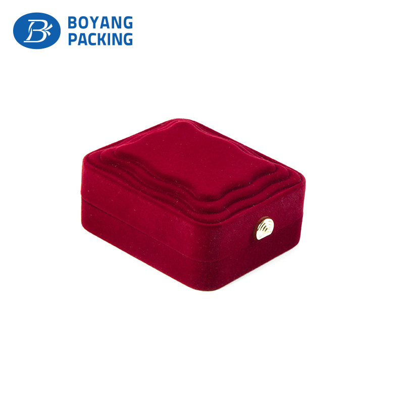 Custom small velvet jewelry box, packaging box factory