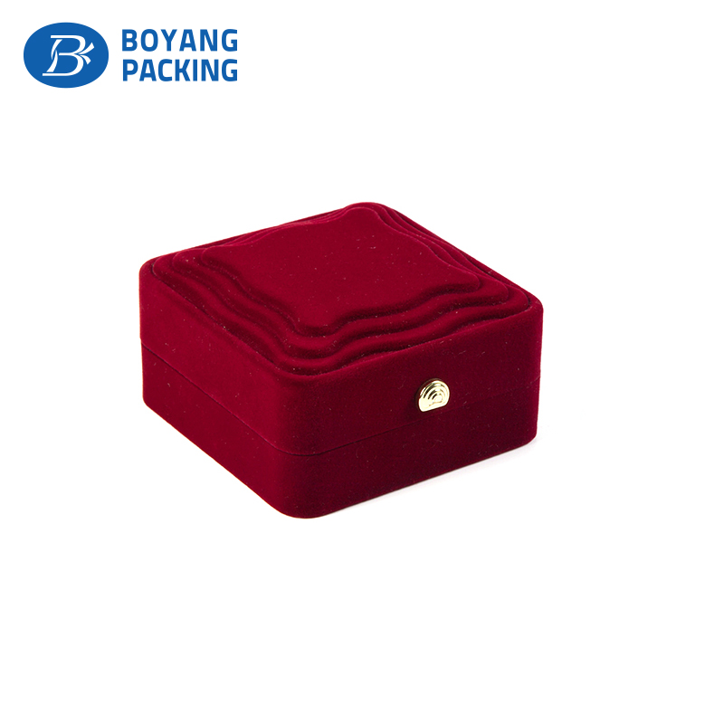 Custom small velvet jewelry box, packaging box factory