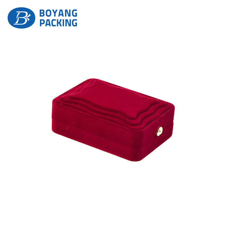Custom small velvet jewelry box, packaging box factory
