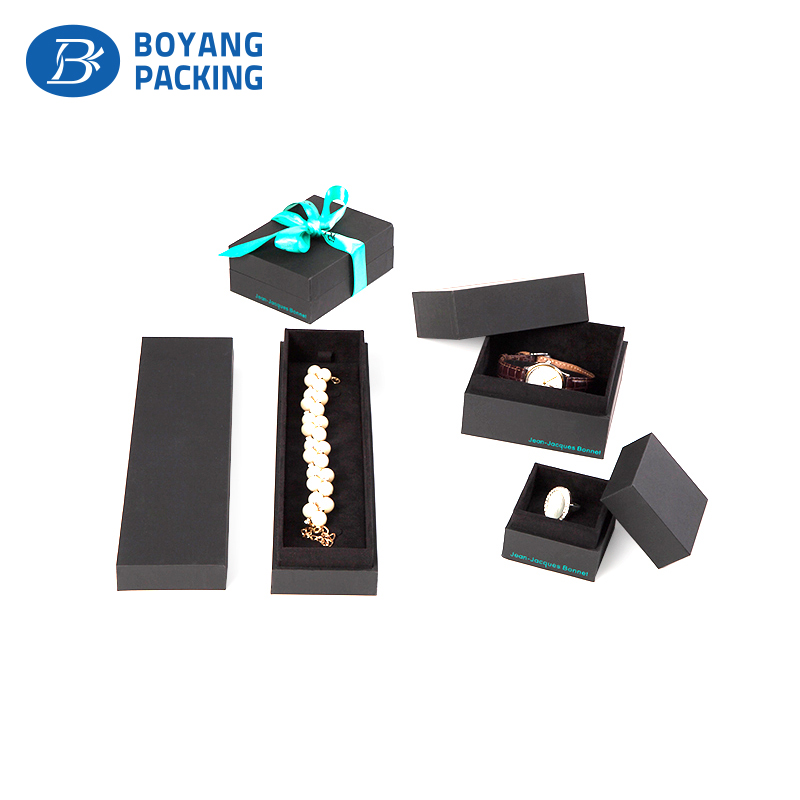 Fine workmanship plastic necklace box