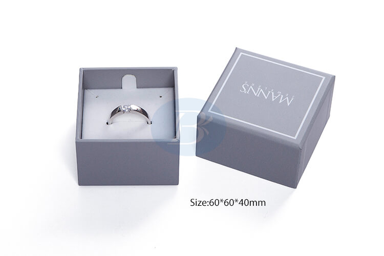custom paper jewelry boxes