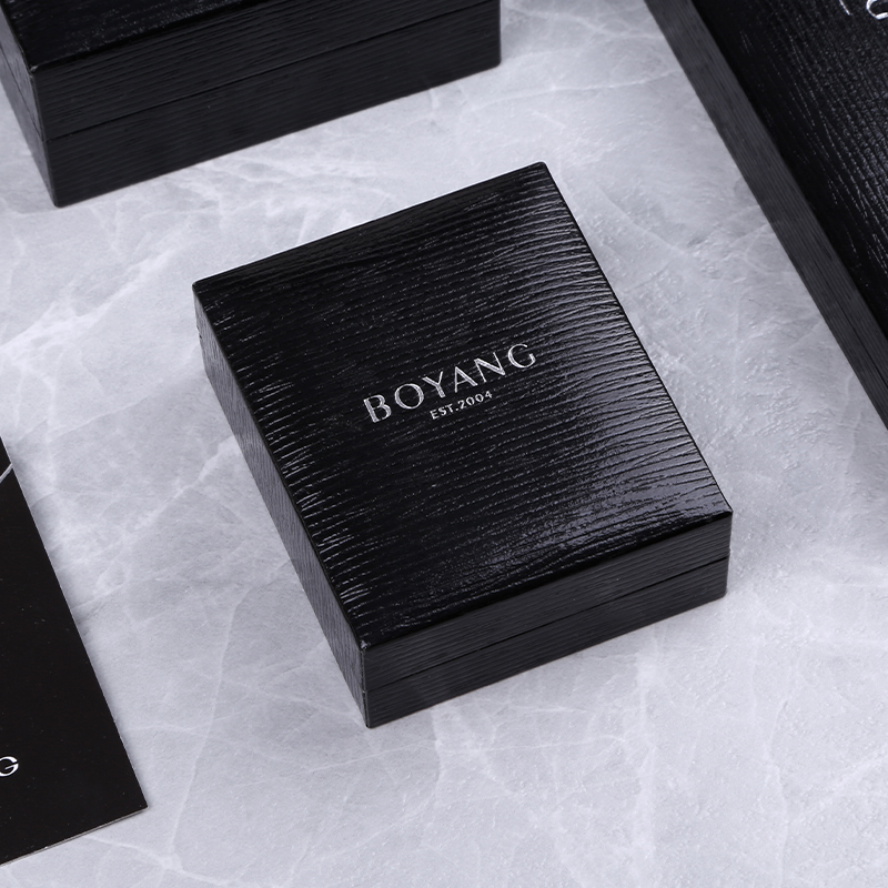 Wholesale Factory Hot Sell Custom logo Luxury Printed Ring Box Jewelry Storage Packaging Necklace Box