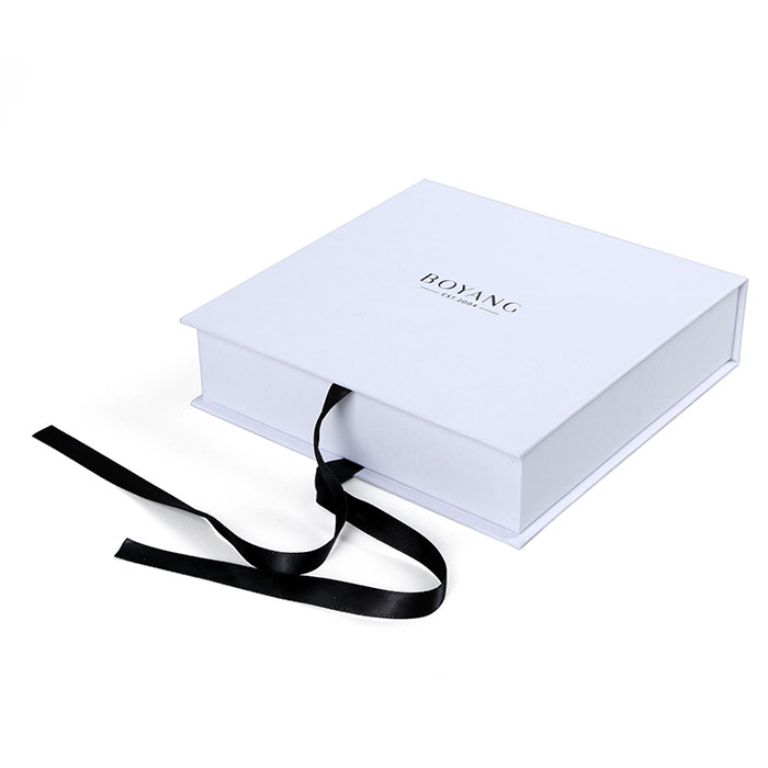 Porcelain necklace paper jewelry box wholesale jewelry box factory 