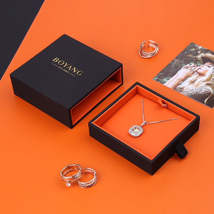 Low price small present custom sliding drawer necklace box 