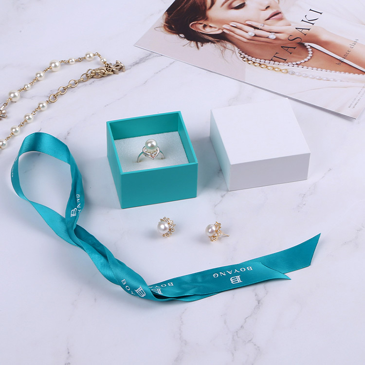 High quality square custom necklace gift paper box packaging with ribbon