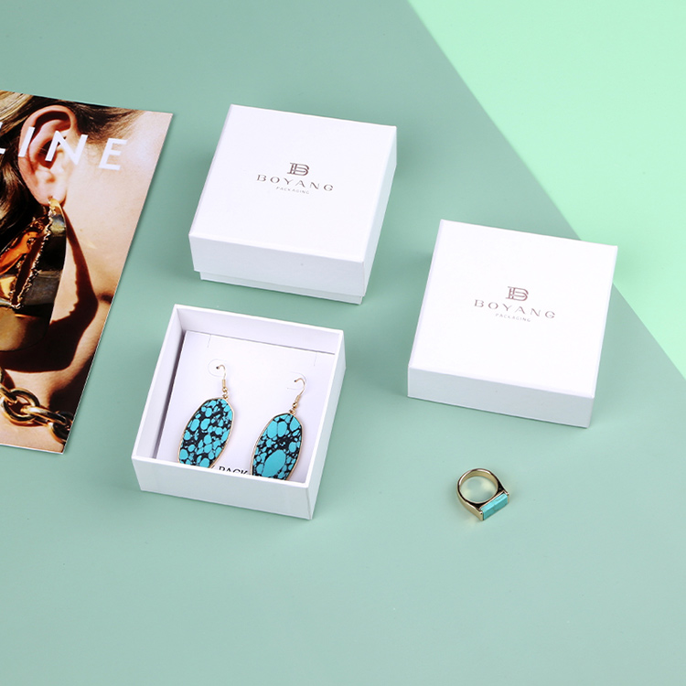 Eco friendly custom wholesale small bracelet packaging single bangle box