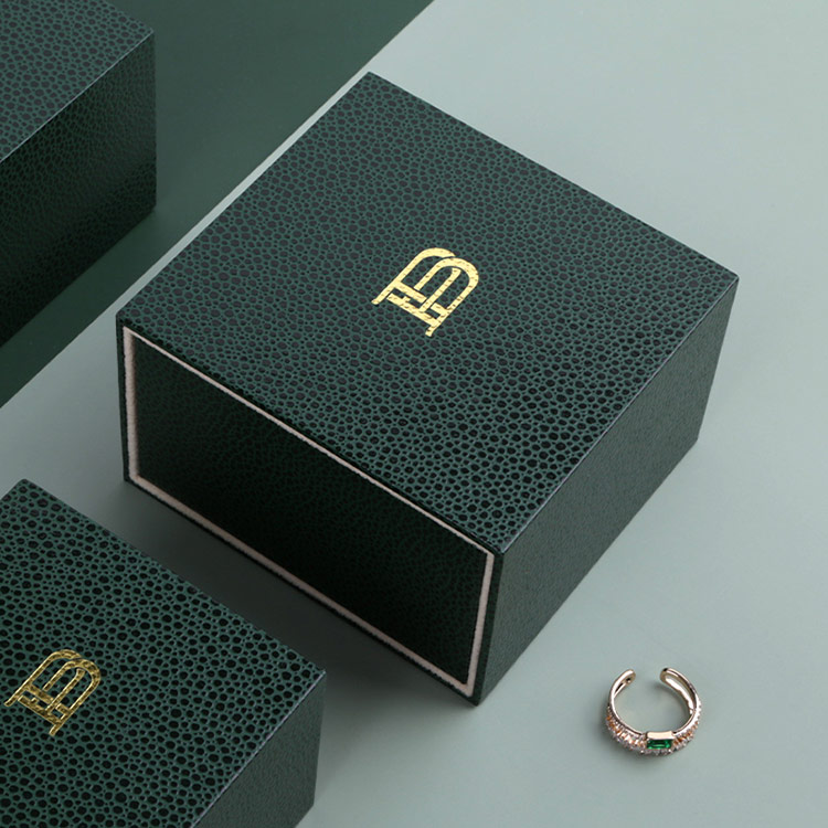Recycled packaging quick shipping green custom fancy bangle box