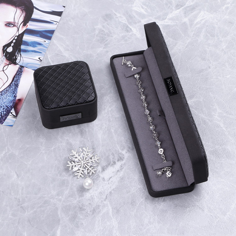 Designer new style large fancy custom bracelet bangle gift boxes