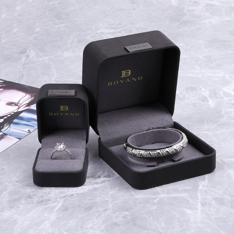 Designer new style large fancy custom bracelet bangle gift boxes