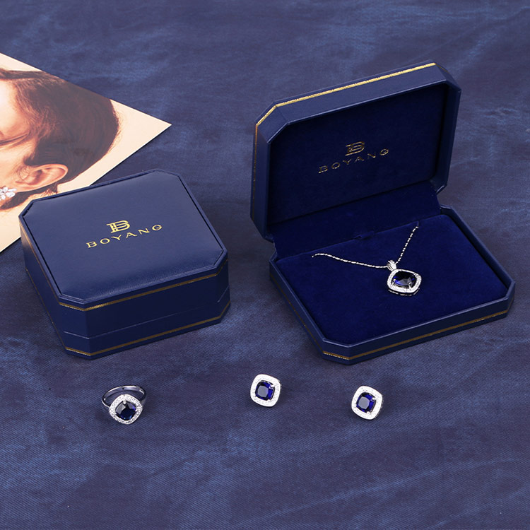Wedding valentine's gift personalized luxury custom proposal ring box