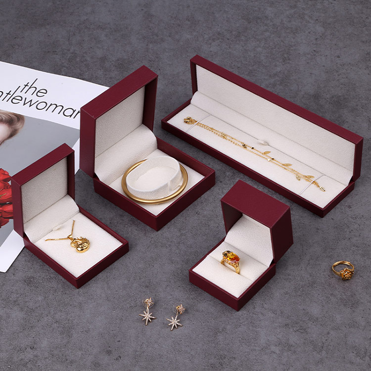 Fantastic service unique engagement custom ring gift plastic boxes