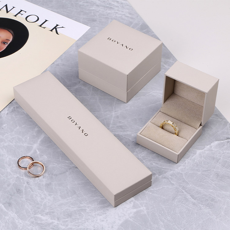 Classic design beautiful jewelry custom bracelet gift box