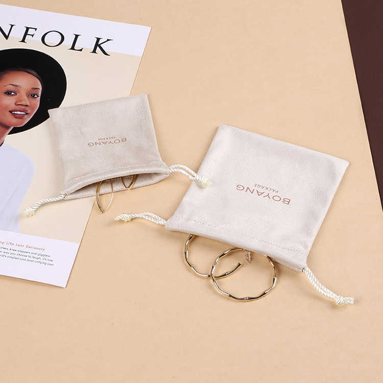 Hot sale wholesale custom luxury velvet drawstring jewelry gift packaging bags