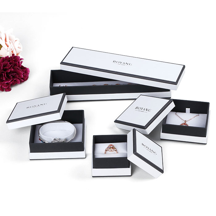 Custom paper jewelry box manufacturer