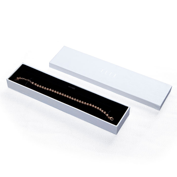 The textured custom white jewelry box
