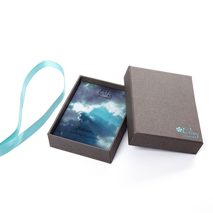 Dreamlike custom earring gift box are perfect for your jewelry