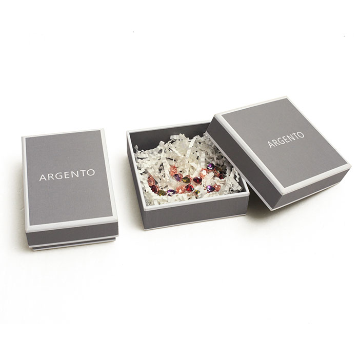 Unique necklace gift boxes wholesale show the value of jewelry