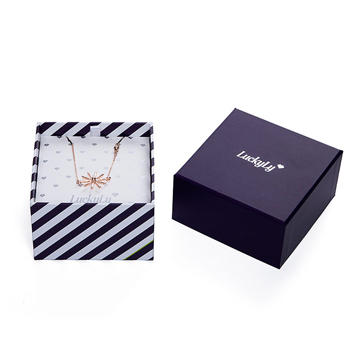 A purple lid custom jewelry gift boxes