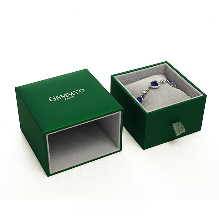 Custom luxury jewelry boxes, logo printed jewelry box manufacturers