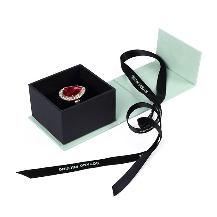 Fashion style custom paper cardboard jewelry box
