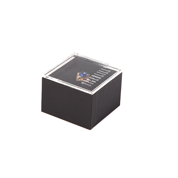 Let's have a look at the custom upgraded black jewelry box