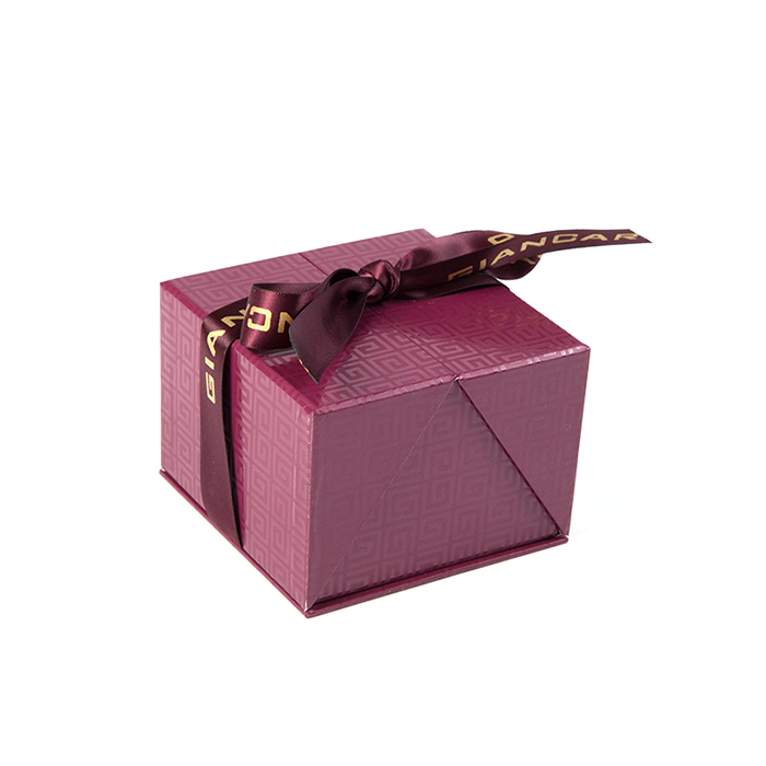Fuchsia plastic custom jewellery packaging manufacturer
