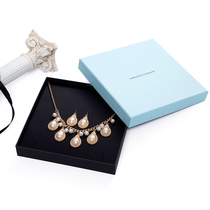 Exquisite custom wathet blue jewelry boxes
