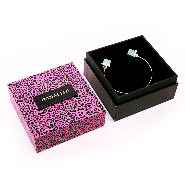 Custom jewelry packaging, elegant jewelry box factory