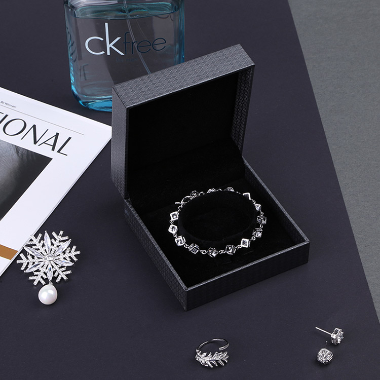 Personalised custom jewellery ring gift jewelry box with logo