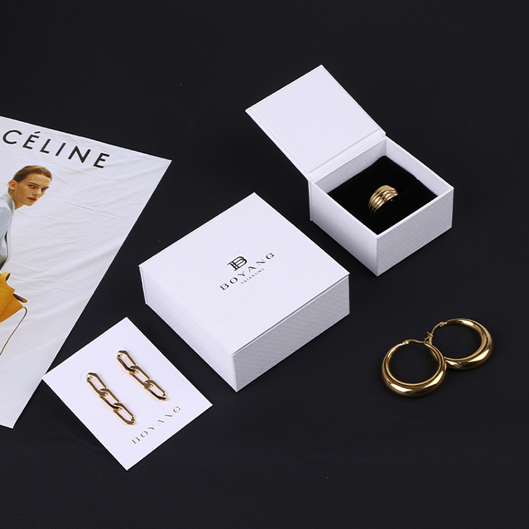 Wholesale luxury design paper jewellery cases & boxes