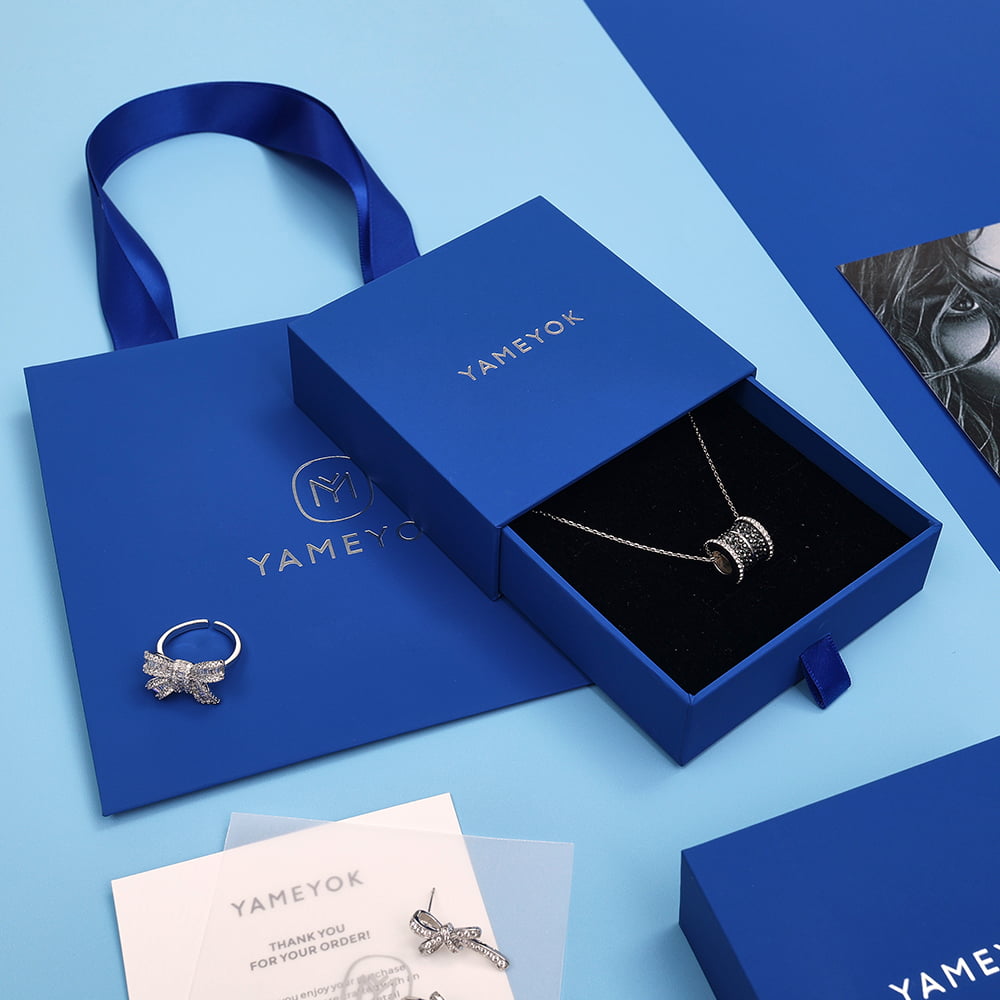 Great amazing high quality wholesale custom paper gift pendant box