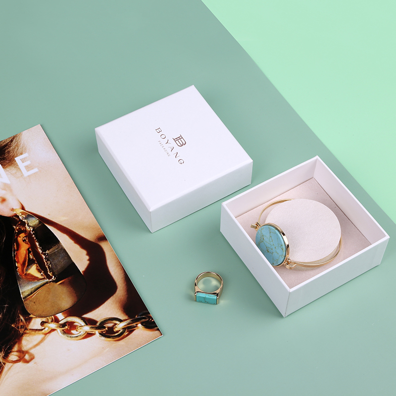 custom creative jewelry packaging